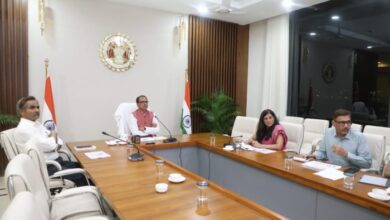 CM Ladli Behna Yojana : मुख्यमंत्री लाड़ली बहना योजना में गड़बड़ी करने वालों पर होगी सख्त कार्यवाही CM Ladli Behna Yojana : मुख्यमंत्री लाड़ली बहना योजना में गड़बड़ी करने वालों पर होगी सख्त कार्यवाही