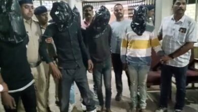 Thief’s Arrested : बंद फार्मा कंपनी में चोरी करने घुसे बदमाश, गार्ड को दिया 1 लाख का लालच, नहीं माना तो बंधक बनाकर पीटा, 5 आरोपी गिरफ्तार