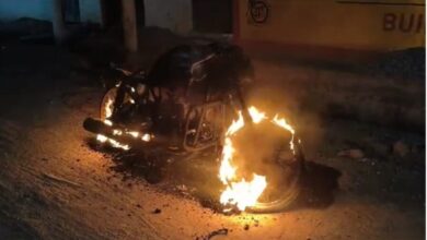 Election Violent Breaking : अमरपाटन क्षेत्र से आई बड़ी खबर…! कांग्रेस नेता पर पेट्रोल बम से हमला VIDEO