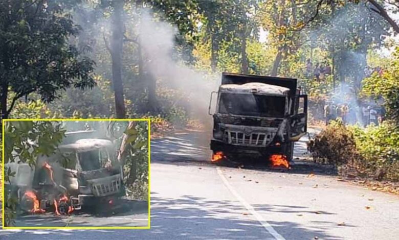 चिरई घाट पर चलती ट्रक में लगी आग, वाहन से कूदकर चालक-परिचालक ने बचाई जान