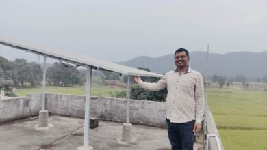 प्रधानमंत्री सूर्यघर मुफ्त बिजली योजना से ऊर्जा उत्पादक बना अरूण गुप्ता, मिली बिजली बिल के बोझ से मुक्ति घर में ही बना रहे बिजली….
